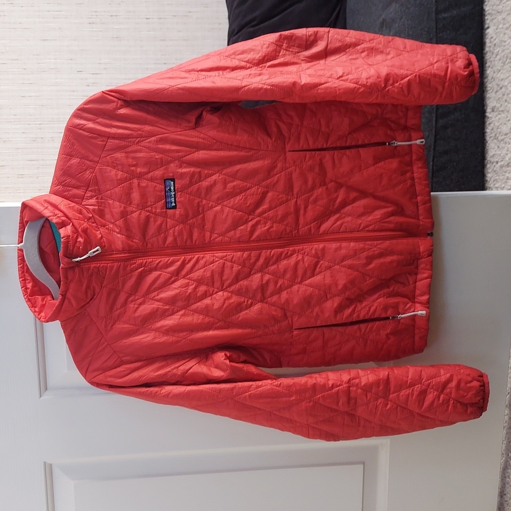 Patagonia nano puff jacket